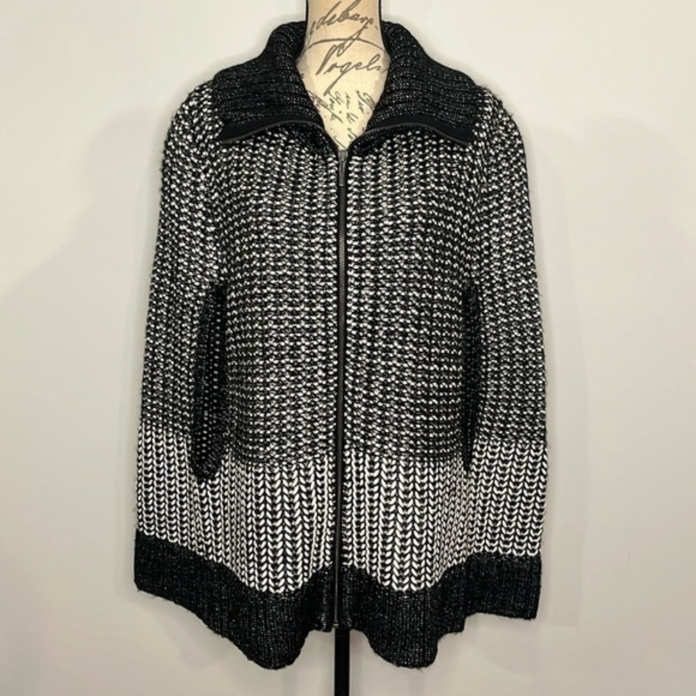 NWT DKNY Jeans sweater cape poncho chunky knit with subtle metallic L